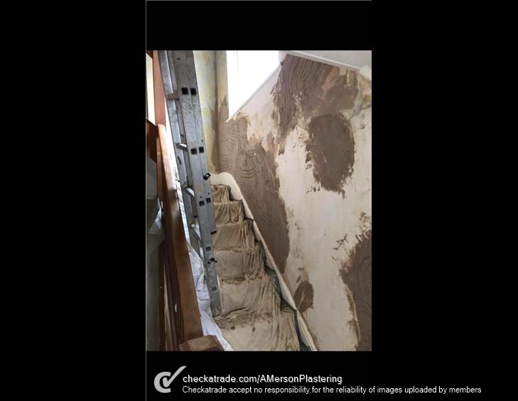 http://amersonplastering.co.uk/wp-content/uploads/2018/05/Dropped-Wall-In-Hallway-7.jpg
